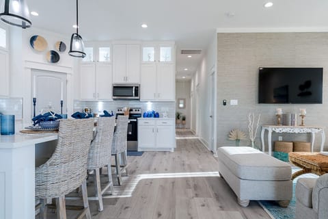 Space to relax and unwind in this cozy retreat