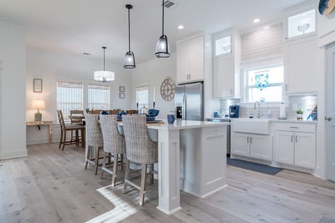 A kitchen perfect for preparing meals for the family!