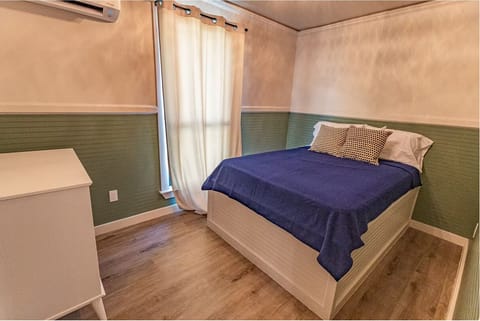 Bedroom. Interior and views may vary based on location and availability.