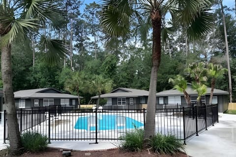 Seasonal Pool