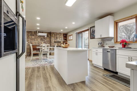 Kitchen | Keurig Coffee Maker