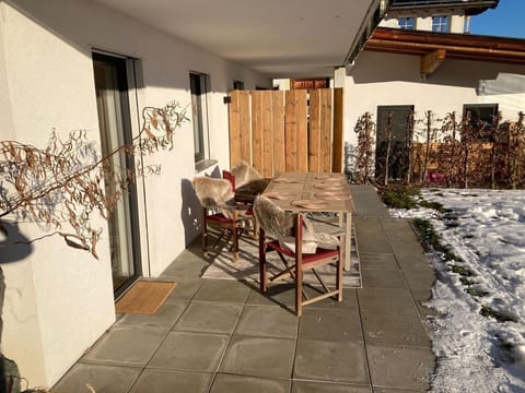Vacation apartment Valentina - apartment/flat, shower, 2 bedrooms Apartment in Salzburgerland