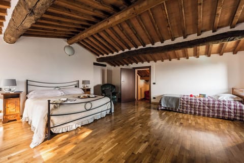 Borgo di Matraia Family Apartment Apartment in Emilia-Romagna