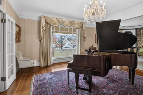 Piano, Grand Piano, Indoors, Chandelier, Lamp