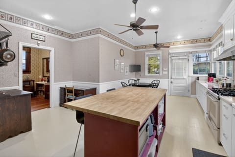 Indoors, Kitchen, Appliance, Ceiling Fan, Floor