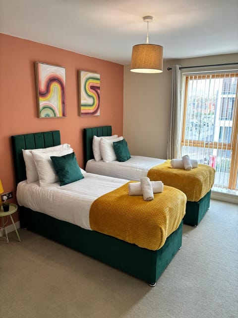 Zip & Link Beds. Can be made into 2x Singles or 1x King for flexible sleeping arrangements. Perfect for work teams!