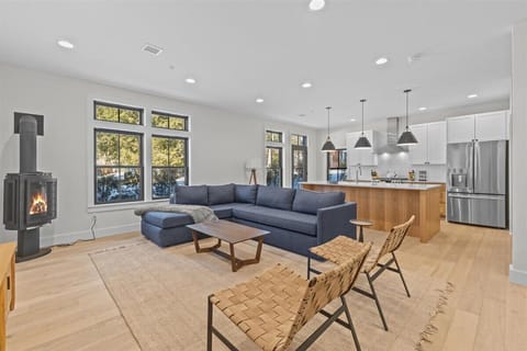 Brand-New, Modern Stowe Home  - Prime Location! (7014)