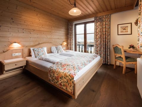 Apartment 3 "Ellmauer Halt" - House Oswald Bed and Breakfast in Ellmau