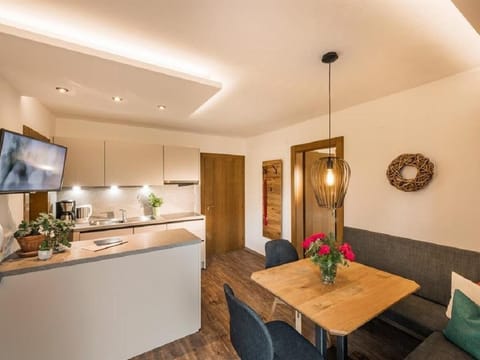 Apartment 2 "Treffauer" - House Oswald Bed and Breakfast in Ellmau