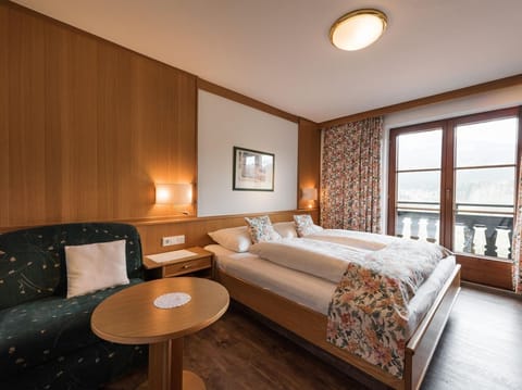 Apartment 2 "Treffauer" - House Oswald Bed and Breakfast in Ellmau