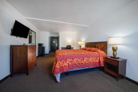 Bedroom. Interior and views may vary based on location and availability.