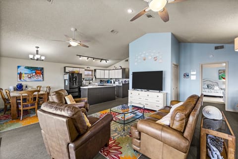 Cozy up for a movie night with the whole family!