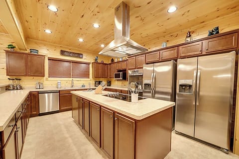 5636LQRH38IO9-20210320160955