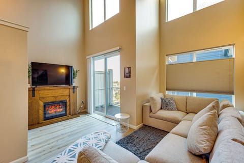 Tacoma Vacation Rental | 1BR | 1.5BA | 805 Sq Ft | Step-Free Entry