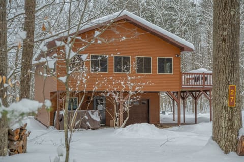 Welcome to ADK Bear Cabin! Enjoy your stay in our 4 Bed 3 Bath Ranch Style home in the heart of the Adirondacks, surrounded by the beautiful evergreens!