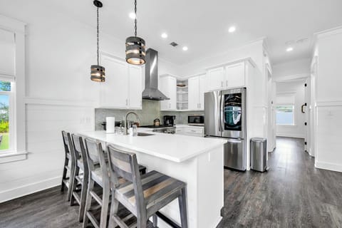 Fully equipped kitchen for all your cooking needs