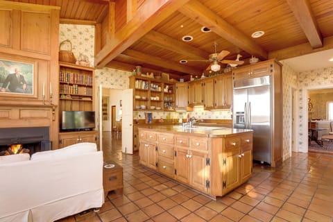 Kitchen | Drip Coffee Maker | Breakfast Nook | 1st Floor