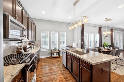 Our beautiful kitchen to whip up amazing meals for the whole group.