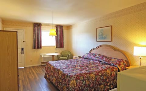 Bedroom. Interior and views may vary based on location and availability