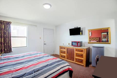 Bedroom. Interior and views may vary based on location and availability