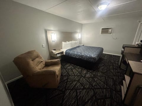 Bedroom. Interior and views may vary based on location and availability.