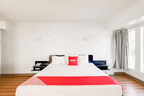 Bedroom. Interior and views may vary based on location and availability.