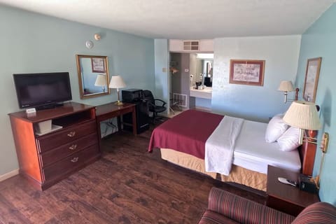 Bedroom. Interior and views may vary based on location and availability