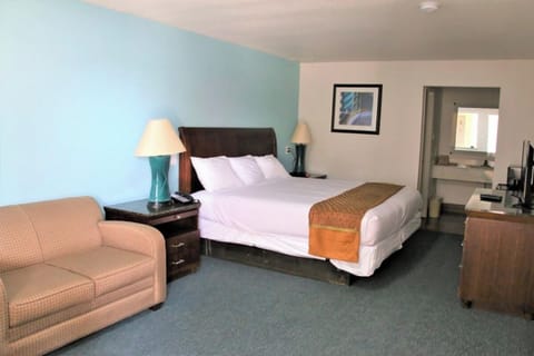 Bedroom. Interior and views may vary based on location and availability