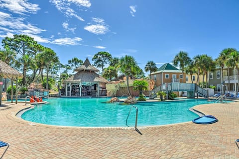 Pensacola Vacation Rental | 2BR | 2.5BA | 1,600 Sq Ft