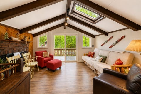 Relax in this bright Bartlett living room near Attitash and North Conway, NH.