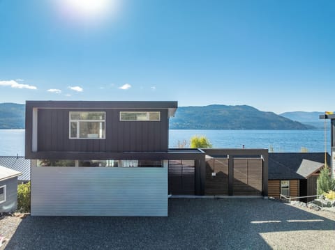 "The Modern" from roadside. Sleeps 8.
