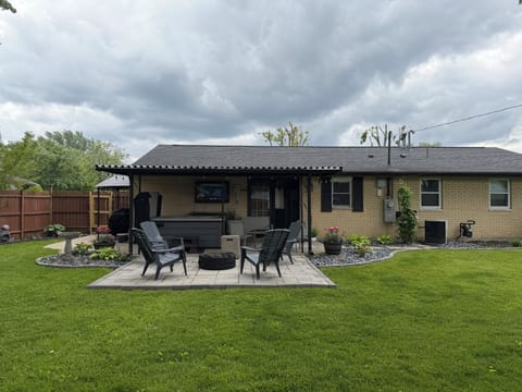 Unwind in the evenings around the stone fire pit—perfect for stargazing