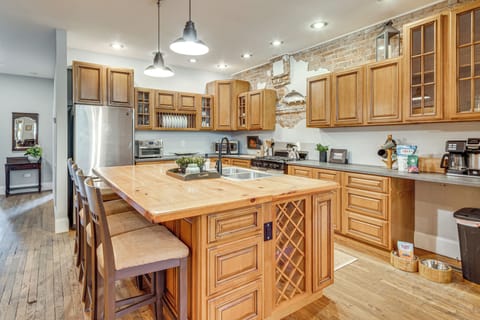 Kitchen | Main Level | Drip Coffee Maker