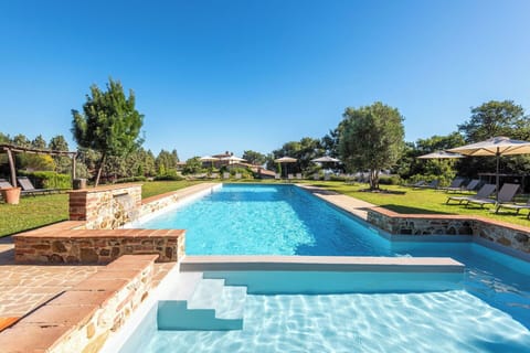 Blue, Swimming Pool, Resort, Water Feature, Garden, Eco Hotel, Thermae, Estate, Landscaping, Leisure