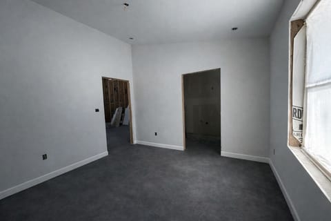 Bedroom and bathroom photos will be updated as build continues