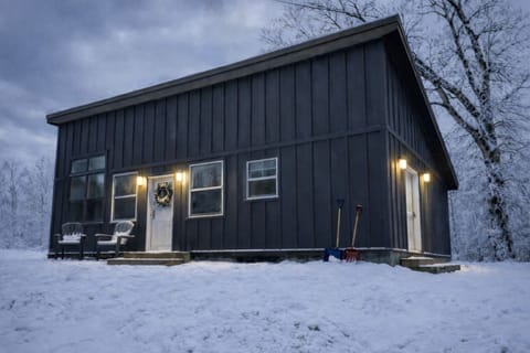 The Quarter House looks beautiful in the Winter Storm: Jan 2026