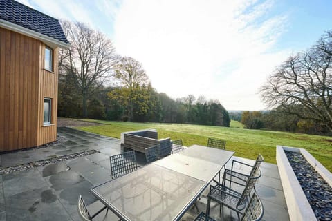 Roundwood House, Norwich - Host & Stay