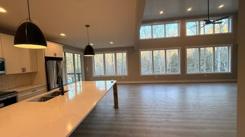 Great room/dining view to lake.