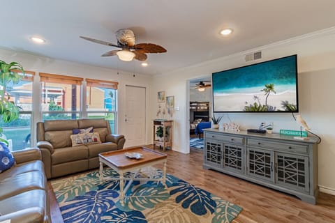 Coastal comfort, open living