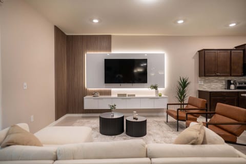 Communal lounge / TV room,Living Room