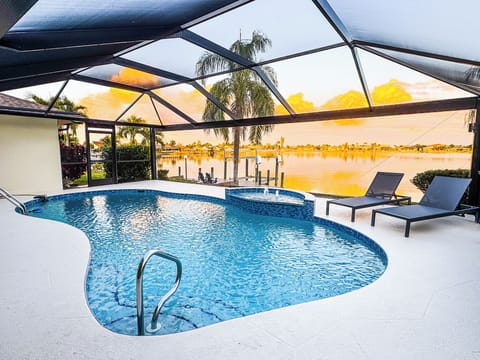 Villa Dawn has an electric-heated pool w/water feature & gets gorgeous sunrises