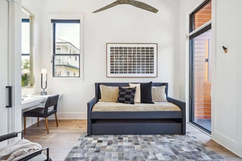 Additional Private Flexible Space | Convertible Sleeping or Lounge Area