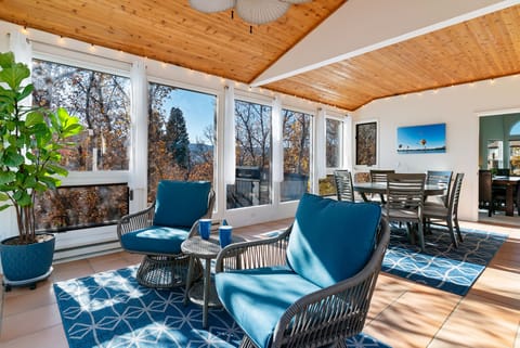 Sunroom 