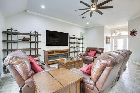 LaPlace Vacation Rental | 3BR | 2BA | 1,550 Sq Ft | Half Step to Access