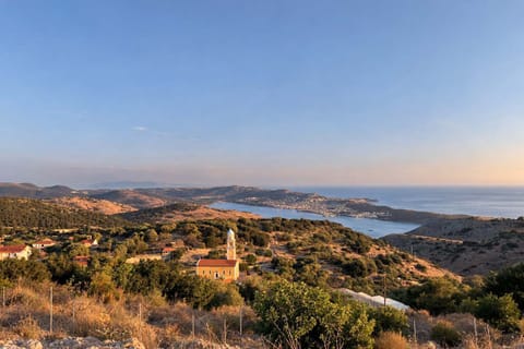 Panoramic Coastal Landscape from Elevated Location
Wide-open views over hills, bay, and horizon.