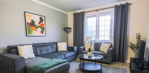 Caledonia Luxe Stays Short Lets & Serviced Accommodation