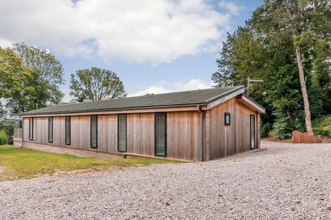 Retreat Lodge 4
