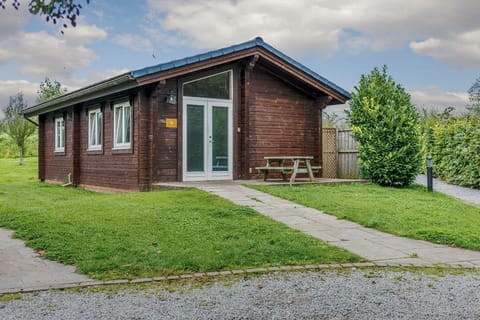 Yew Tree Spa (Pet)