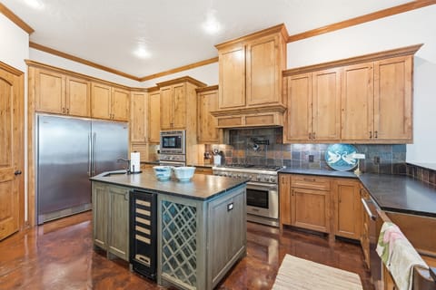 Fully stocked kitchen with basic needs