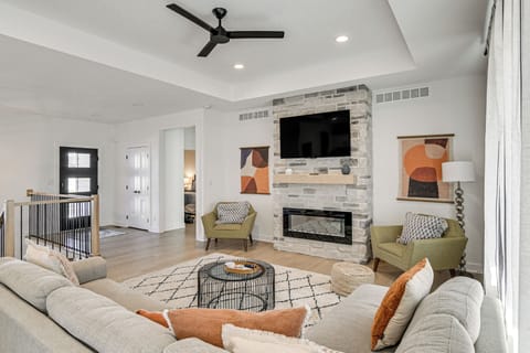 Polk City Vacation Rental | 4BR | 3BA | 1,741 Sq Ft